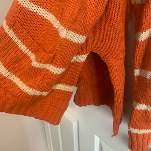 QED Cardigan - Picture 5 of 5